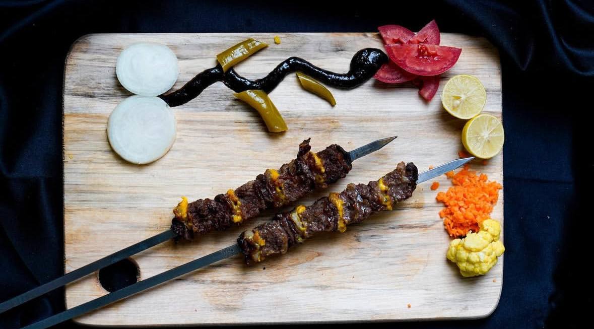 کبابی علیرضا در اردبیل